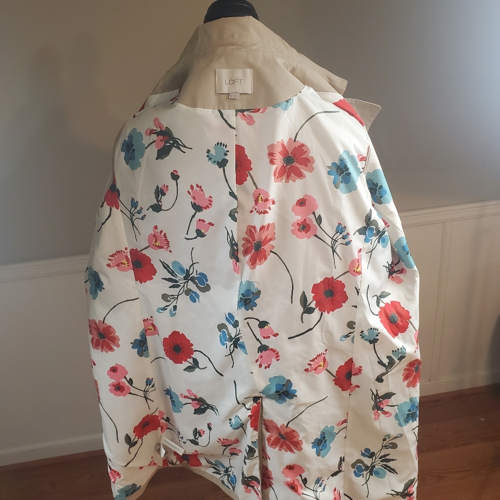 SOLD! Ann Taylor Loft Trench Coat with Floral Lining